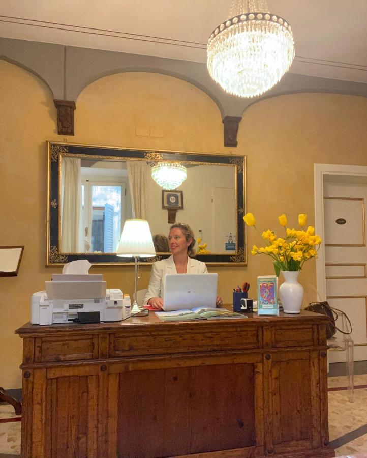 Palazzo Mari Suite & Rooms B&B Montevarchi Eksteriør bilde