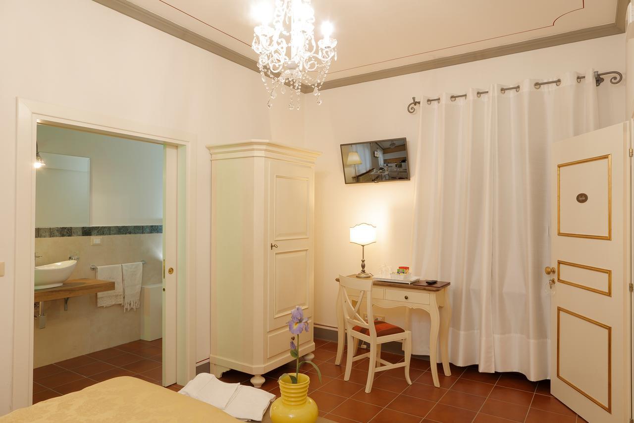 Palazzo Mari Suite & Rooms B&B Montevarchi Eksteriør bilde